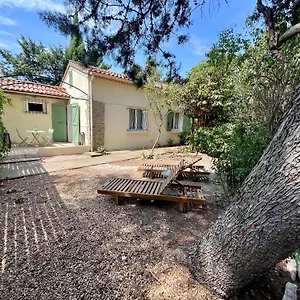  Hébergement de vacances Mazet En Provence France